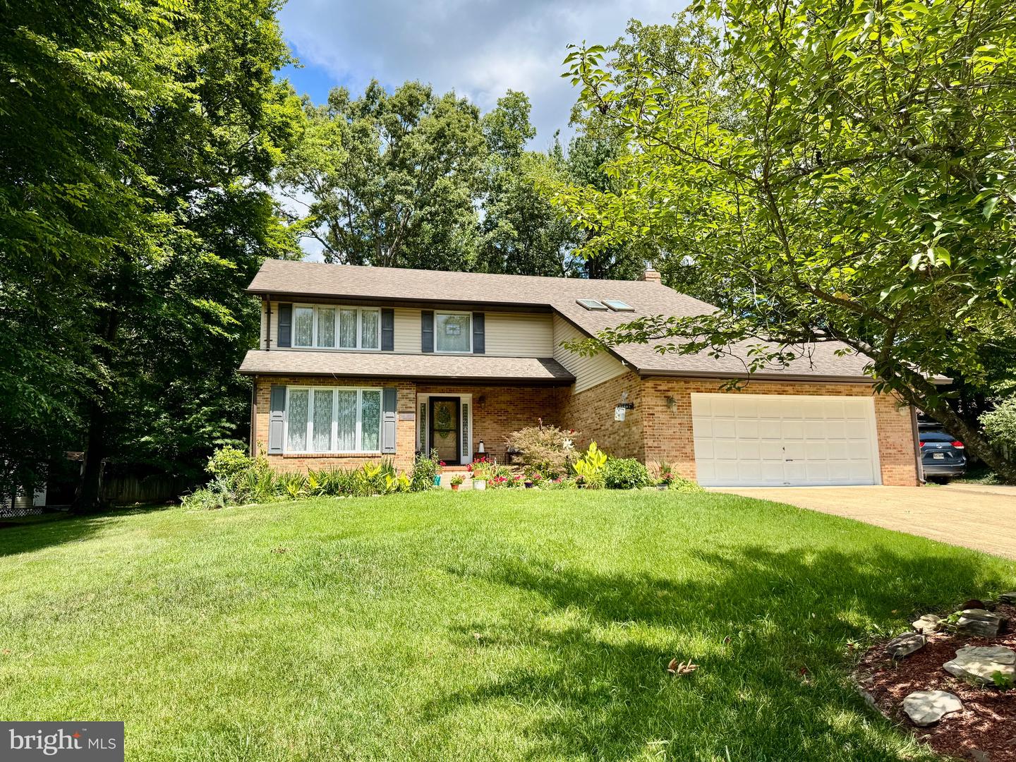 100 Oriole Lane