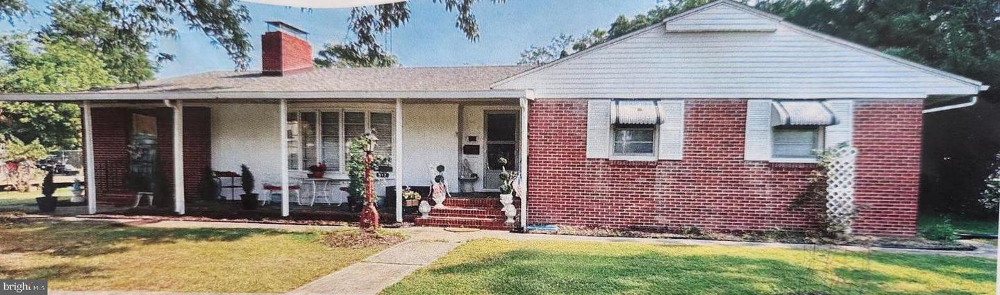 517 Gay Street, Denton