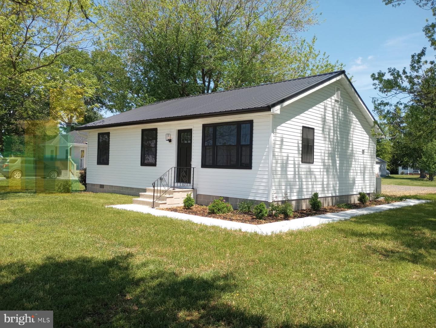 104 Sunset, Ridgely