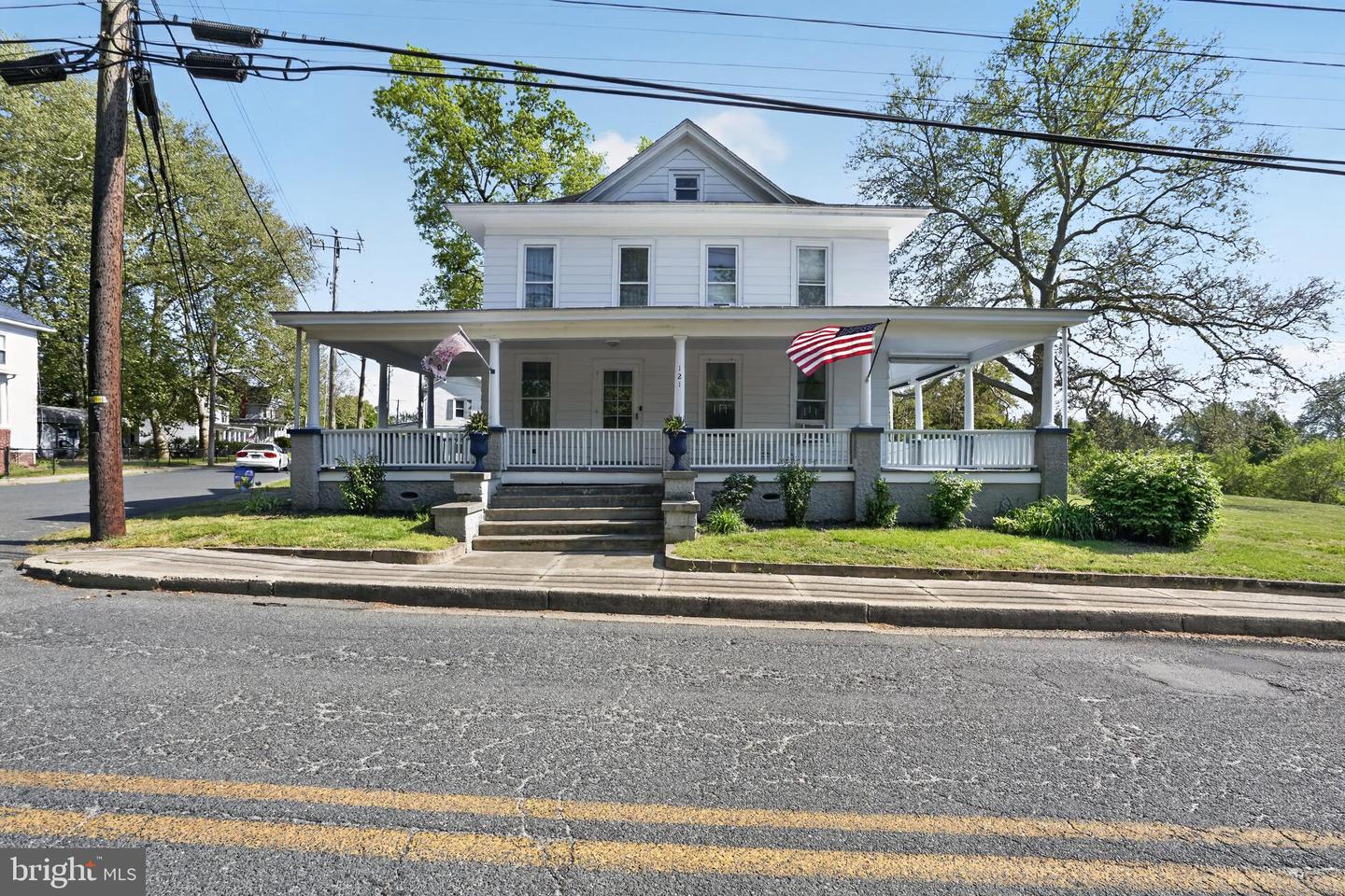121 E Central Avenue, Federalsburg