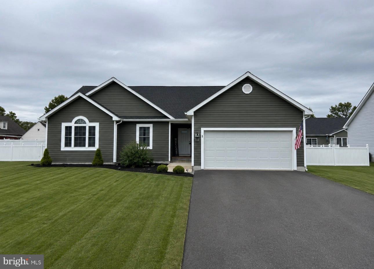 5 Seward Road