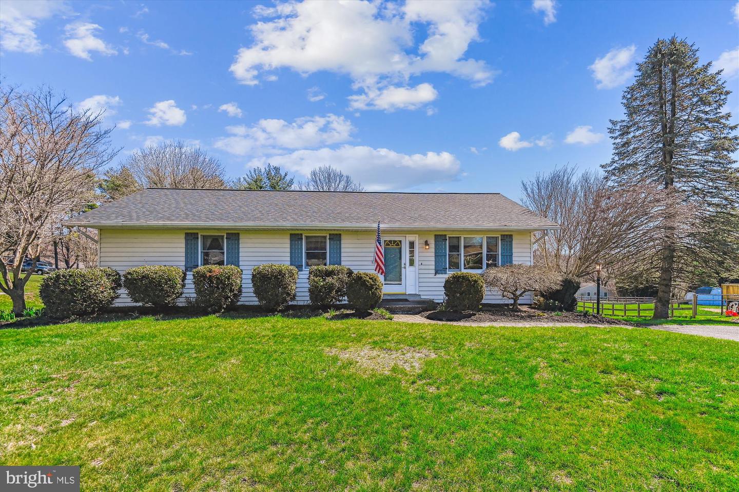 4517 Foxtail Road, Hampstead