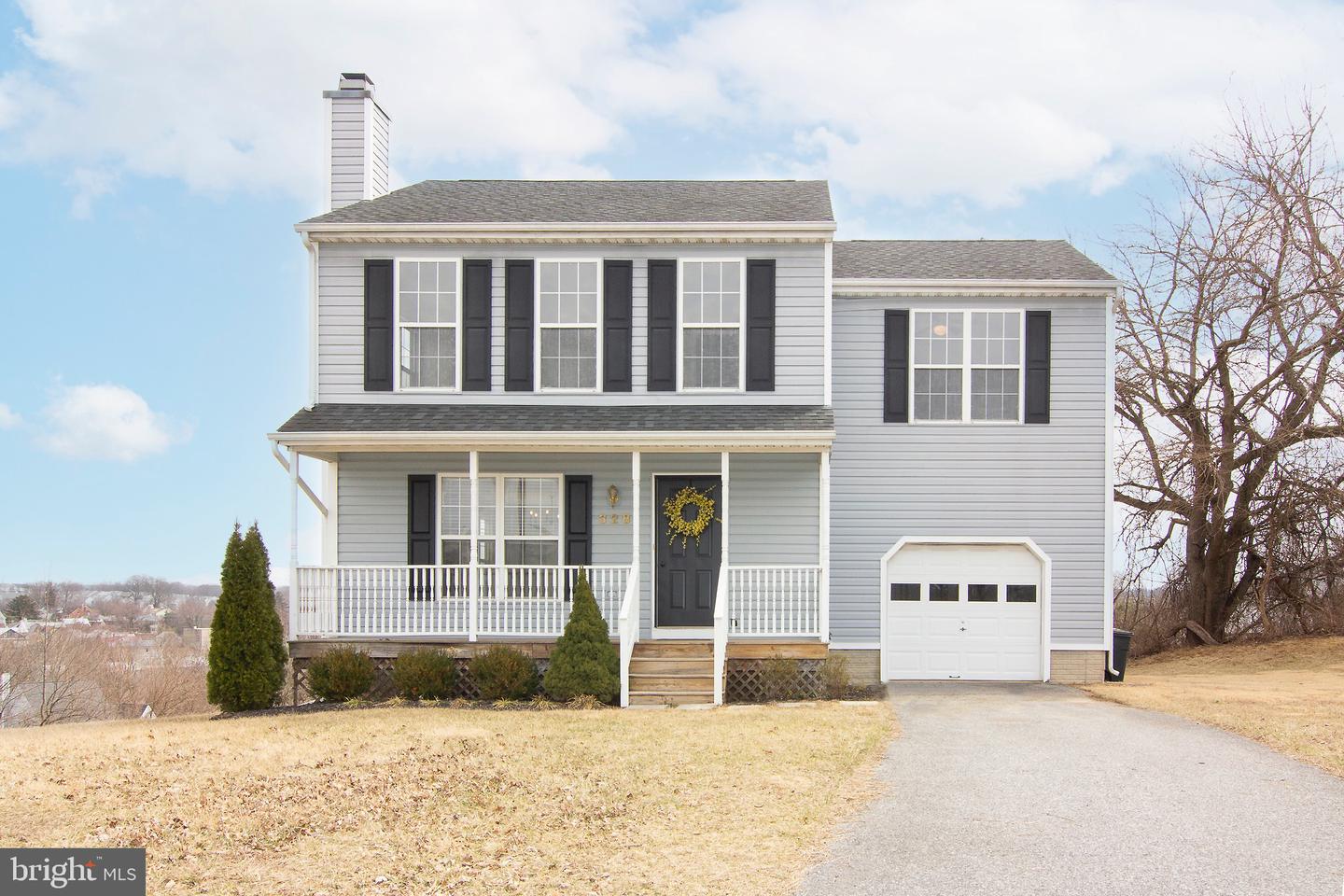 3281 Kaylan Court, New Windsor