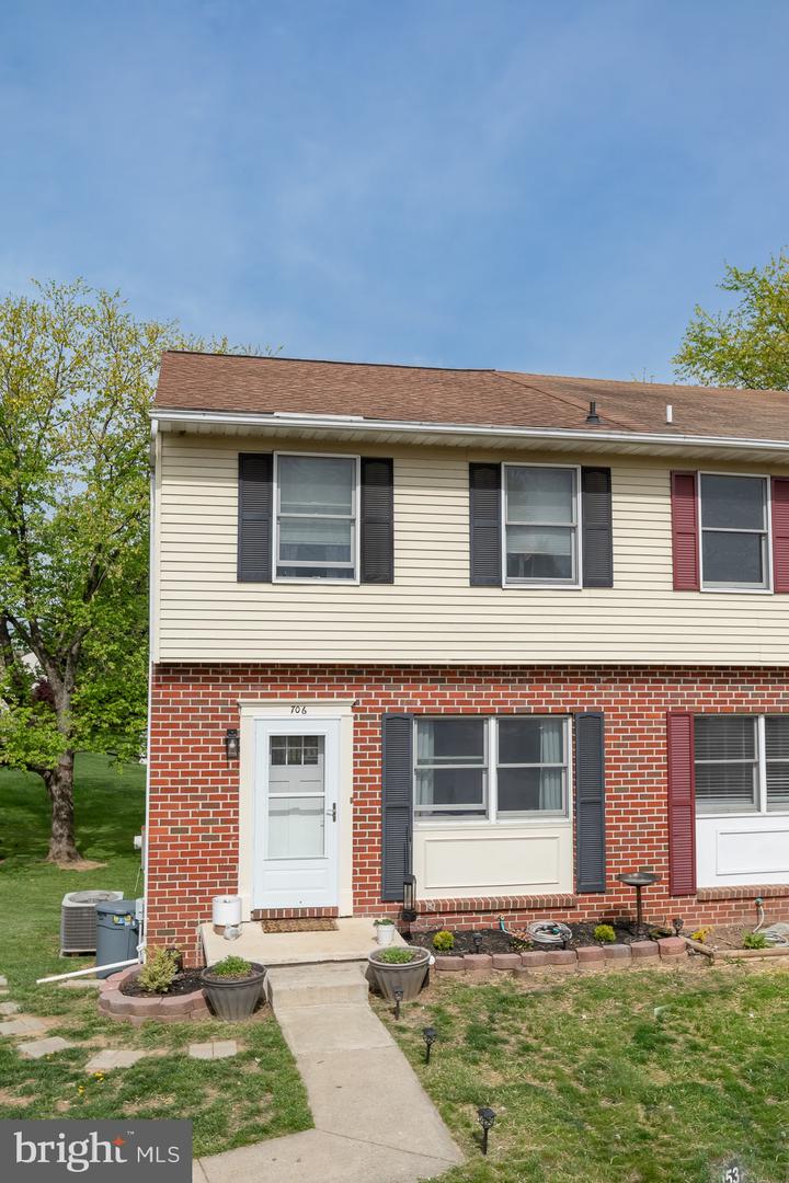 706 Riley Court, Westminster