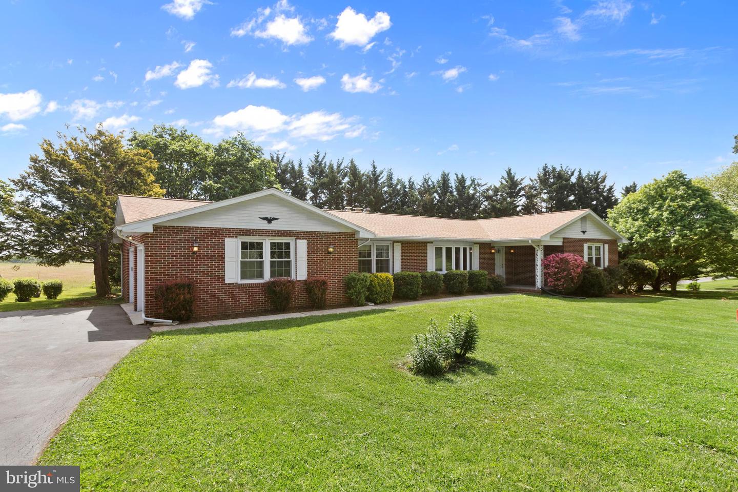 911 Lee Avenue, Sykesville