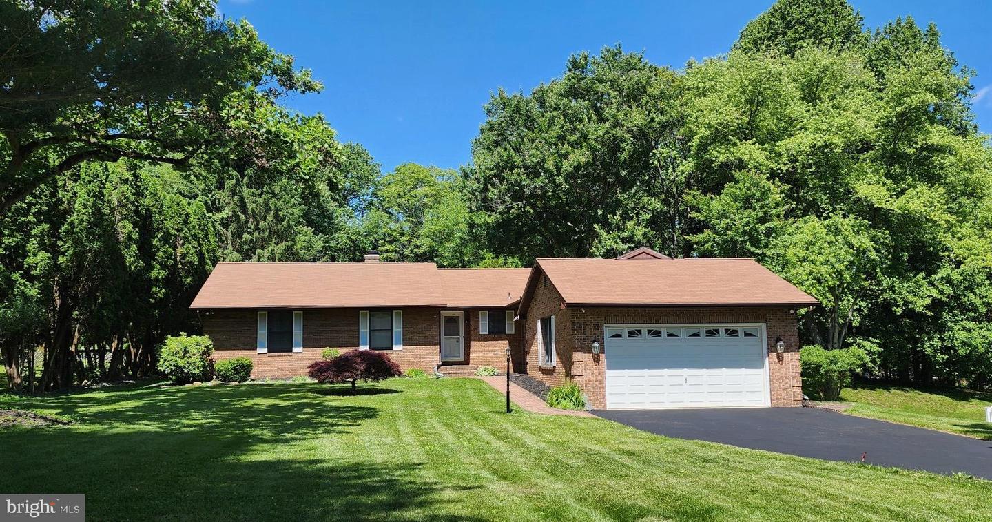 6420 Hickory Lane, Sykesville