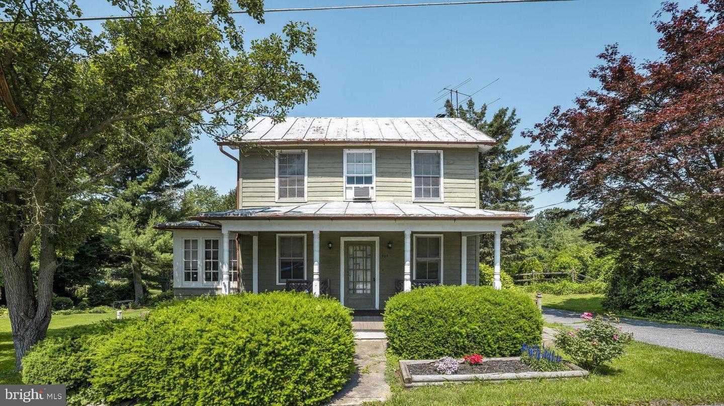 404 Clear Ridge Road, Union Bridge