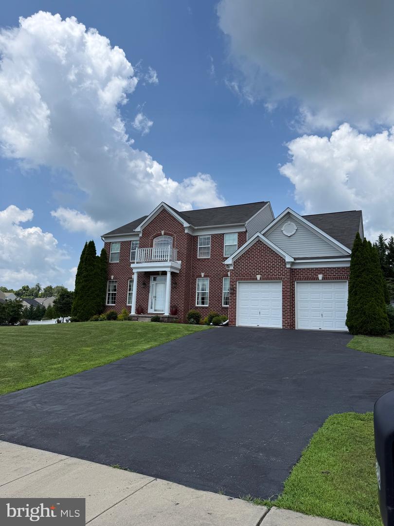 2320 Nevada Drive, Manchester