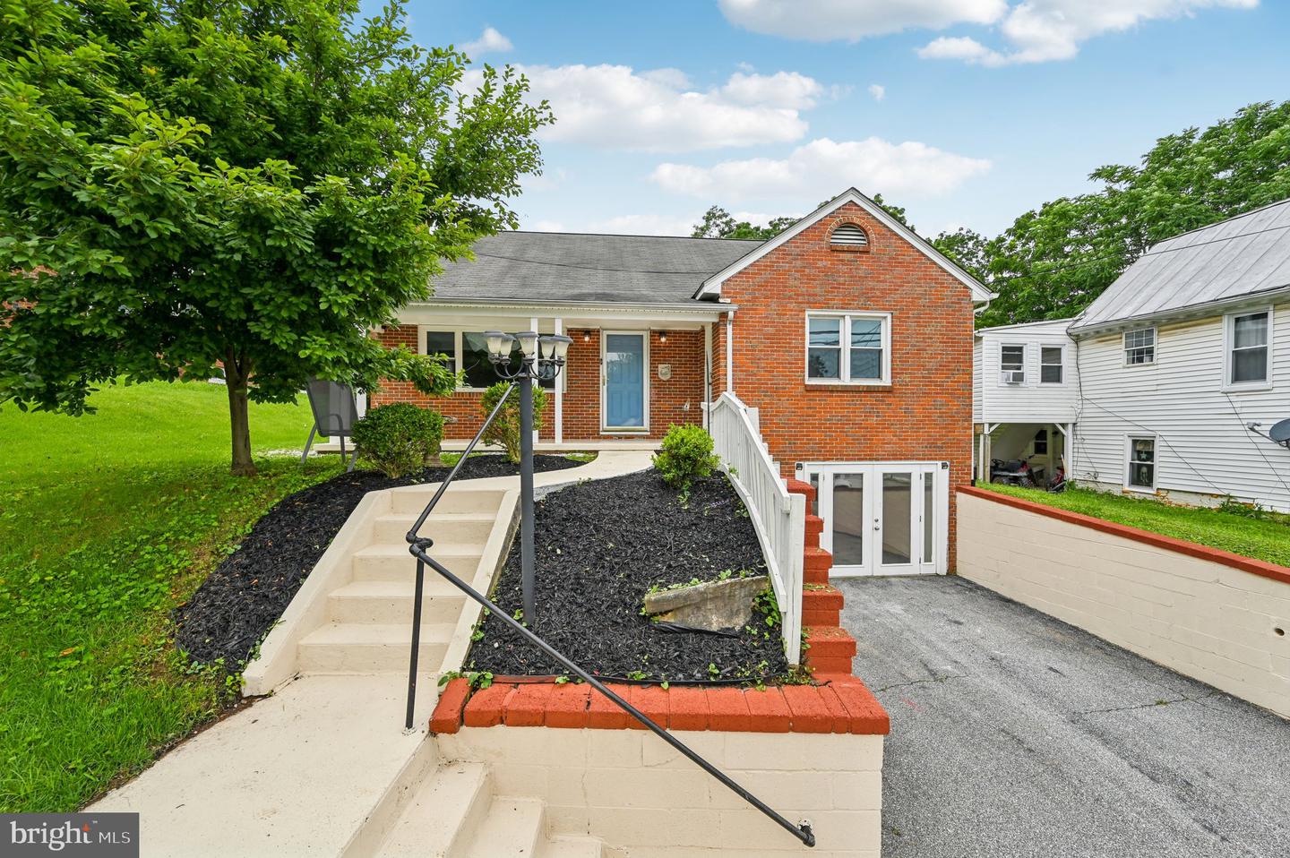 318 E Main Street, Westminster