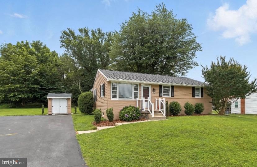 6223 E Hemlock Drive, Sykesville