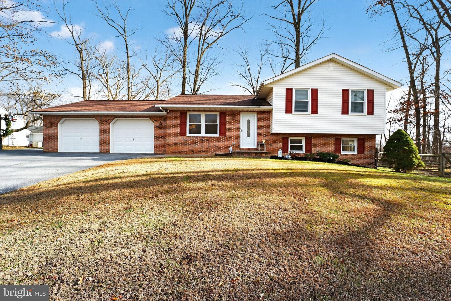 7131 Carmae Road, Sykesville