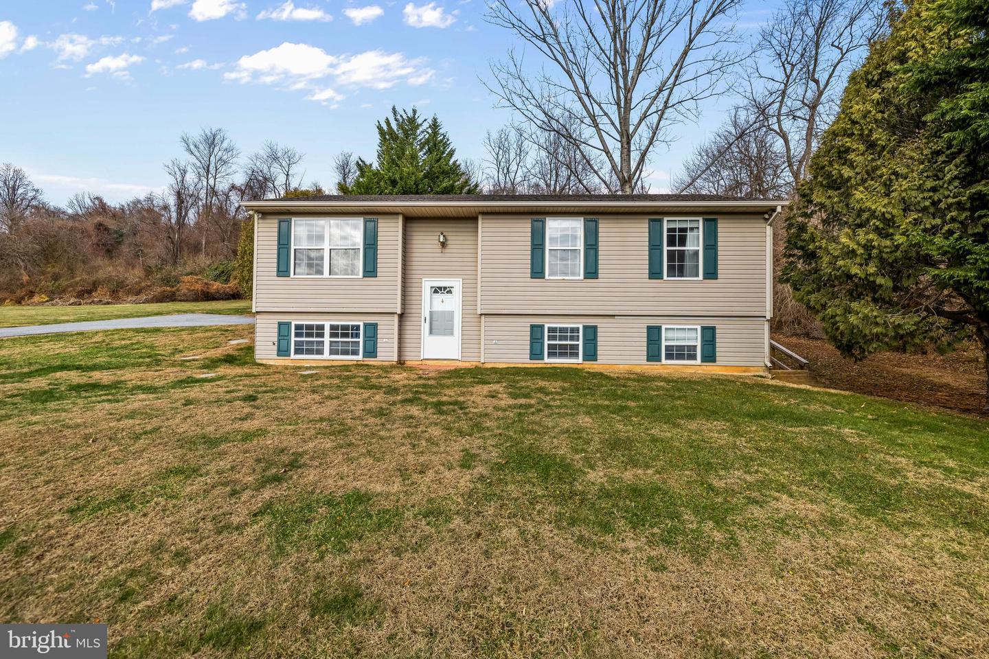 3528 Lineboro Road, Manchester