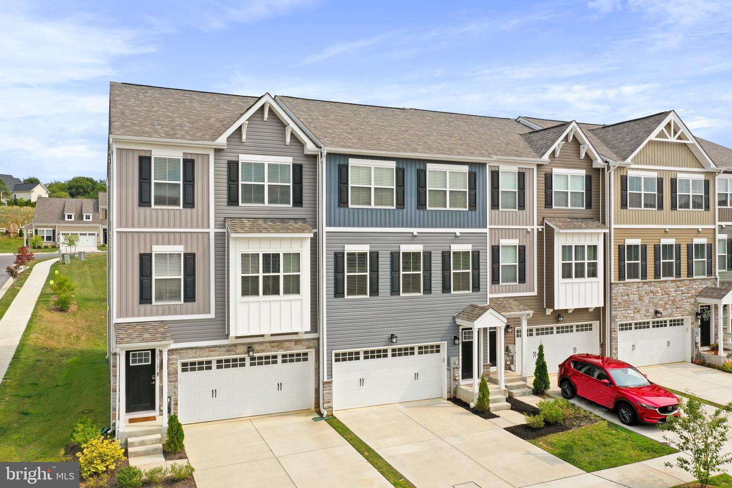 2719 Town View Circle, New Windsor