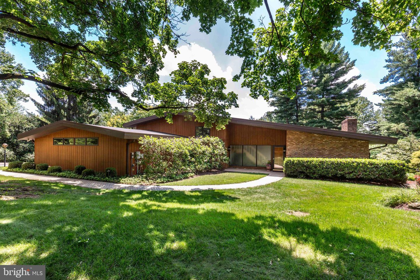 7 Pine Hill Drive, Westminster