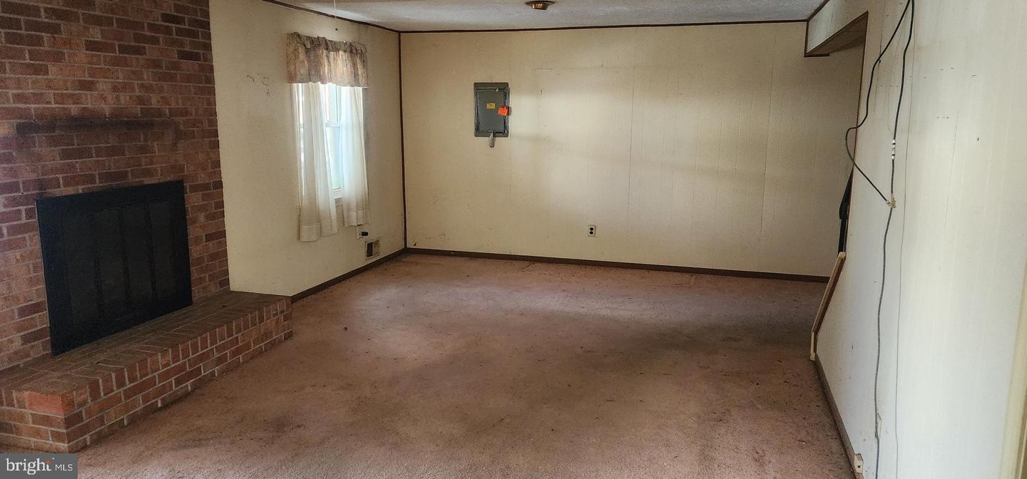 1007 Sitka Spruce Lane, Sykesville