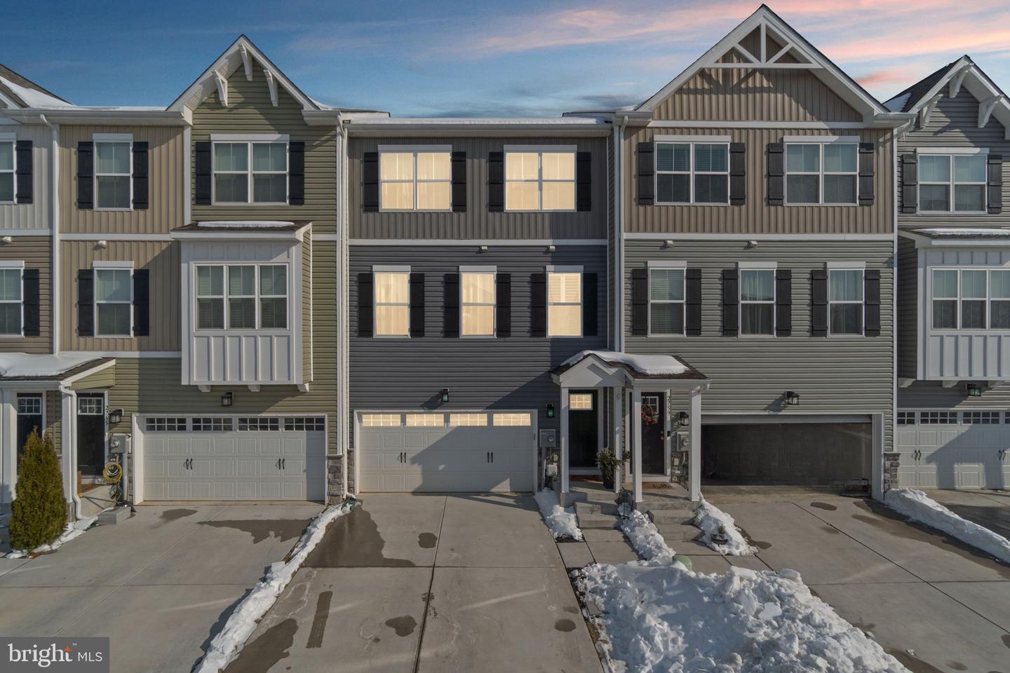 2757 Town View Circle, New Windsor