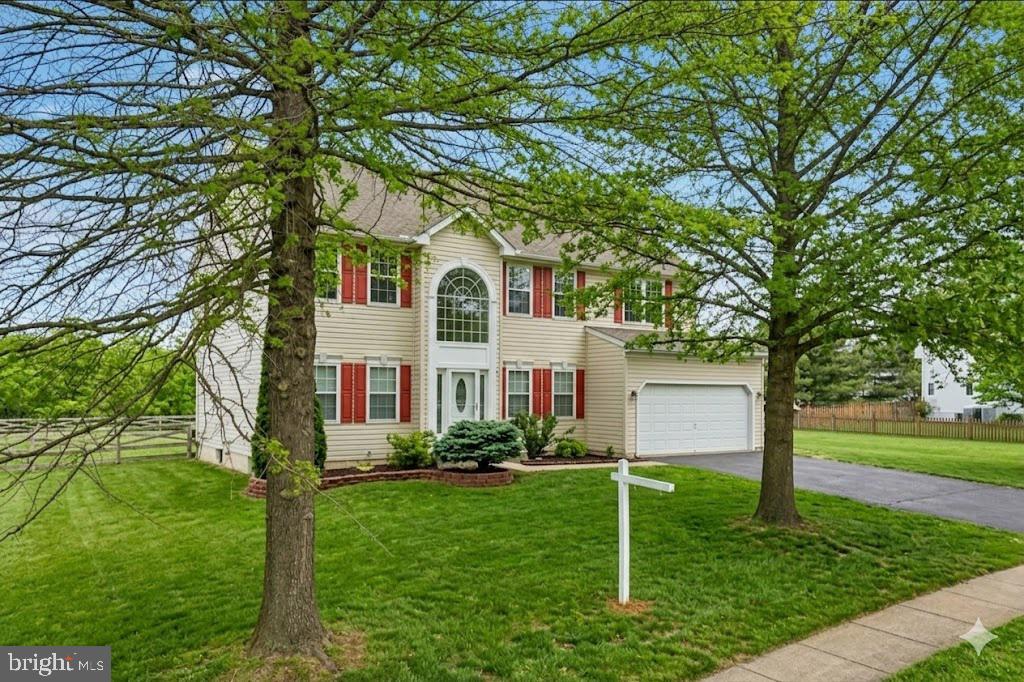 710 Bridlewreath Way, Mount Airy