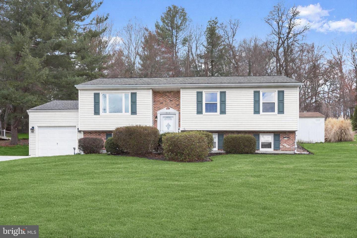 206 Opal Avenue, Westminster