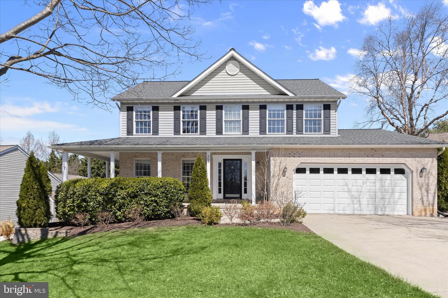 303 Bridlewreath Way, Mount Airy