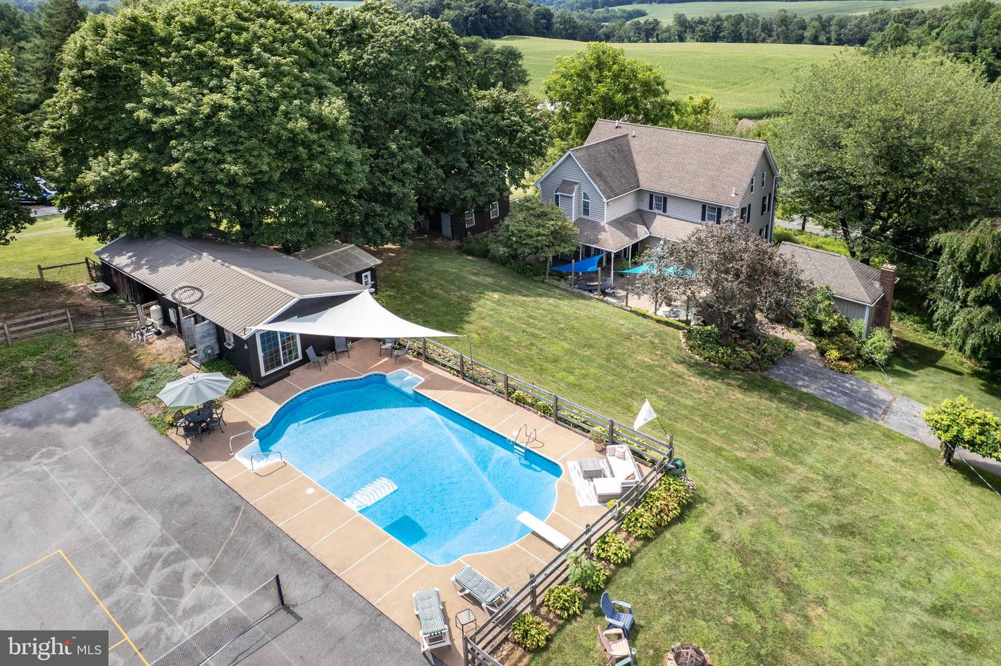 2617 Old Fort Schoolhouse Road, Hampstead