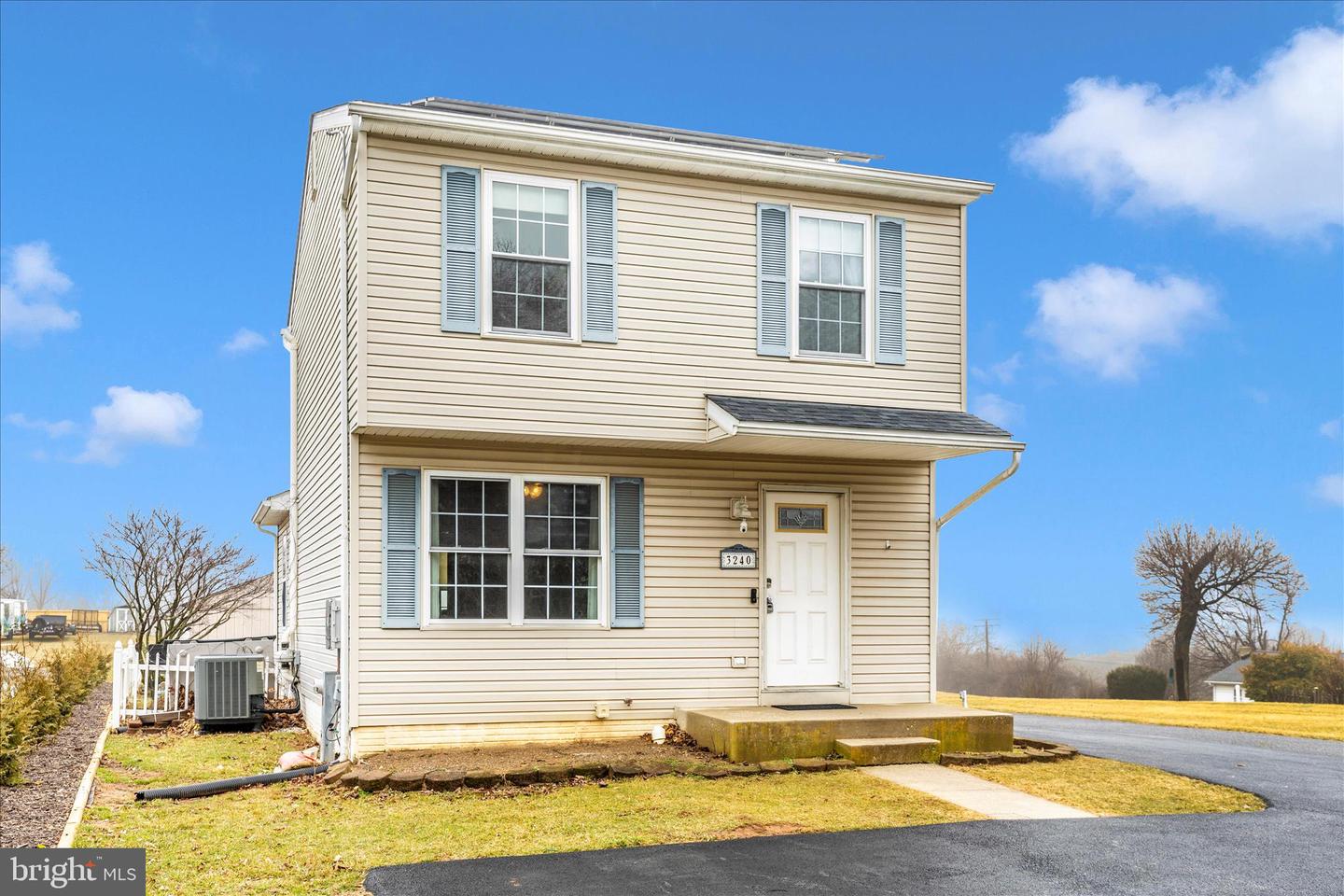 3240 Maiden Lane, Manchester