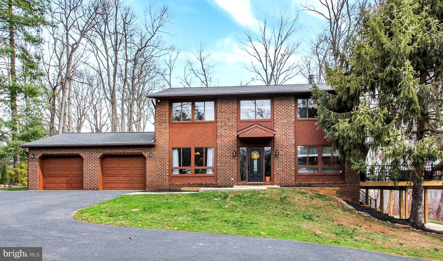 308 Winsome Drive, Hampstead