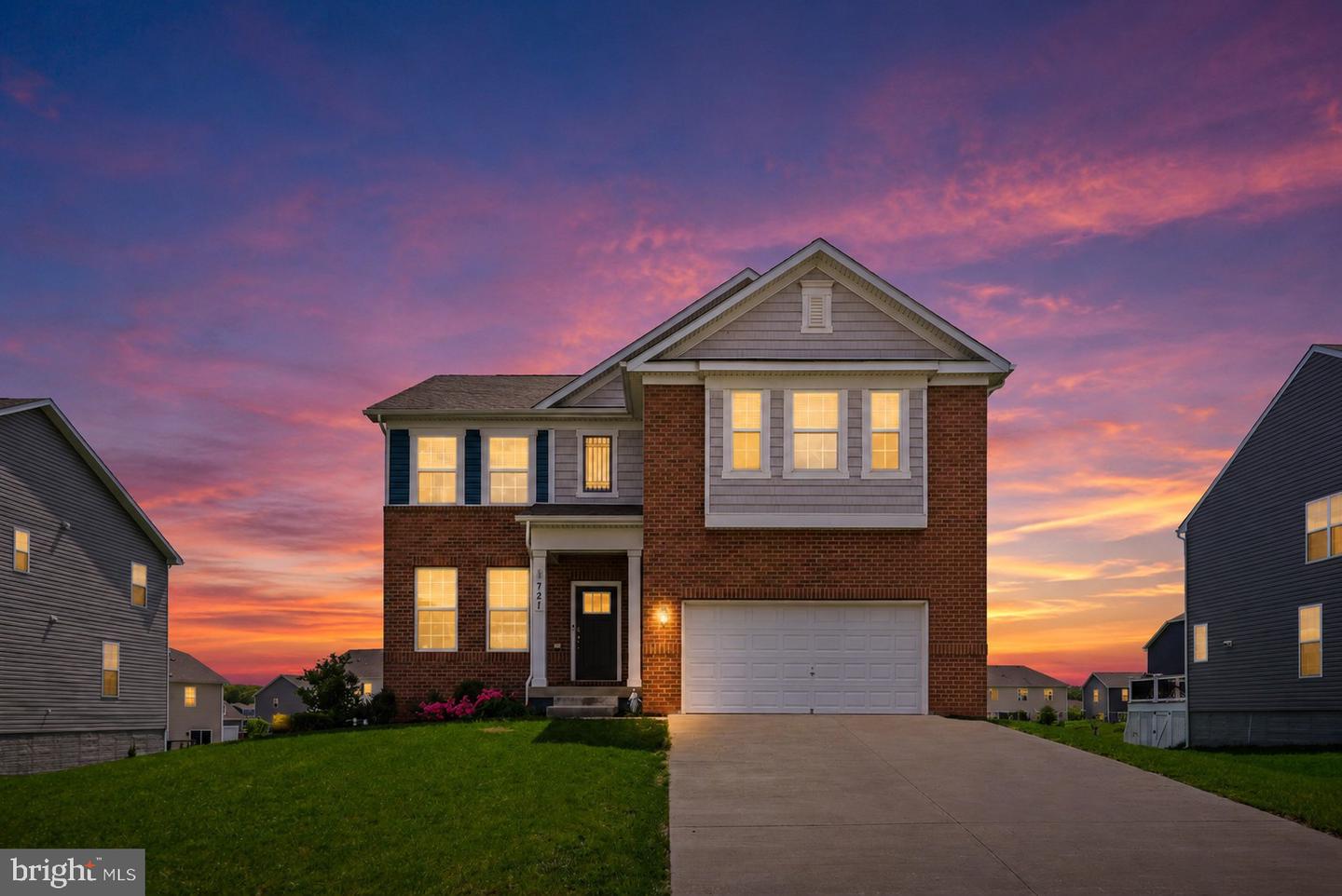 721 Scarlet Sky Drive