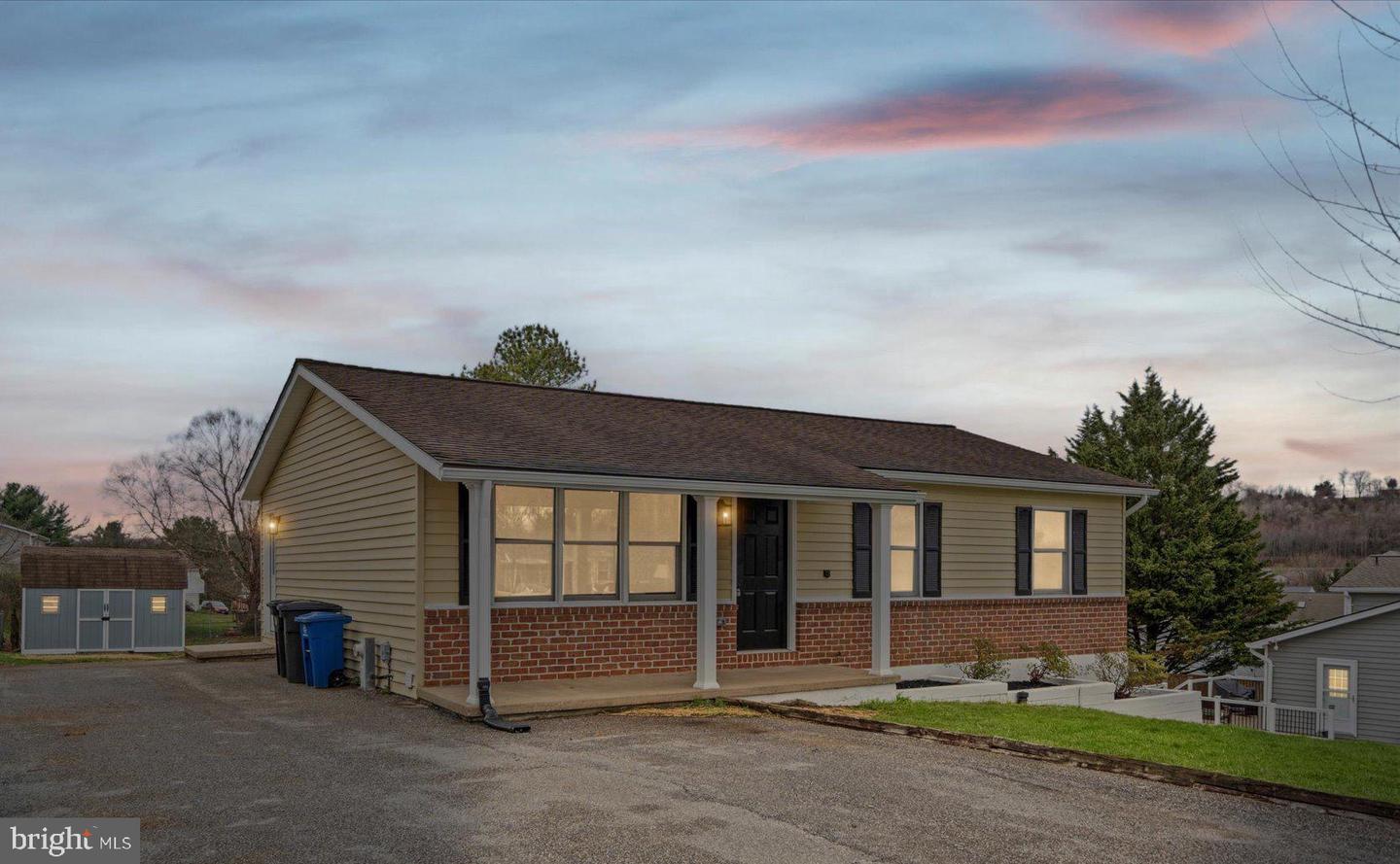 3450 Millie Way, Manchester