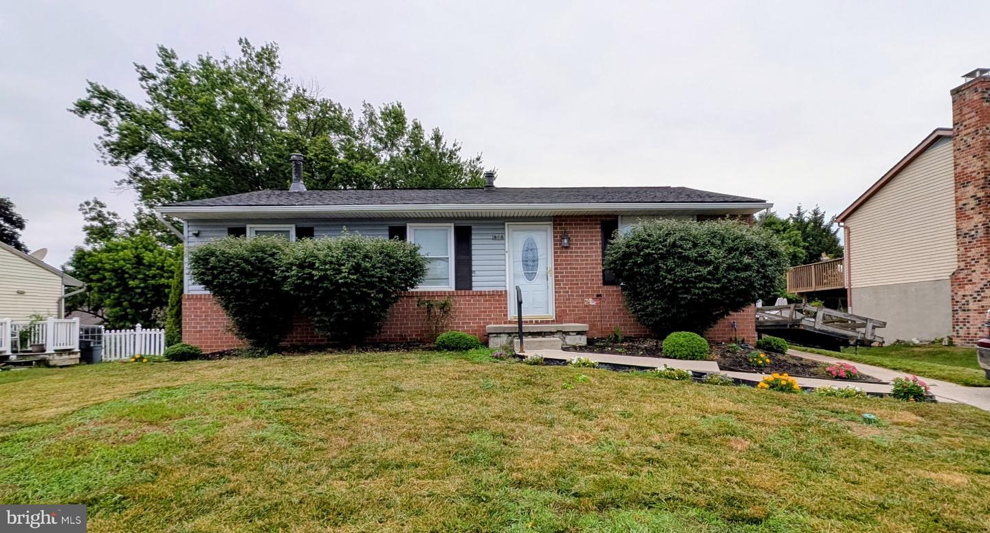 818 Uniontown Road