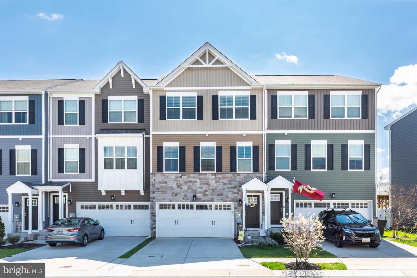 2723 Town View Circle, New Windsor
