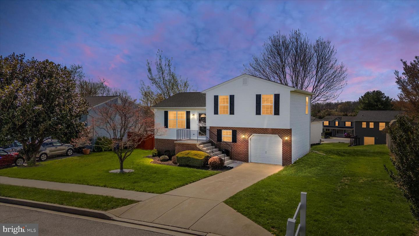 1198 N Carroll Street, Hampstead