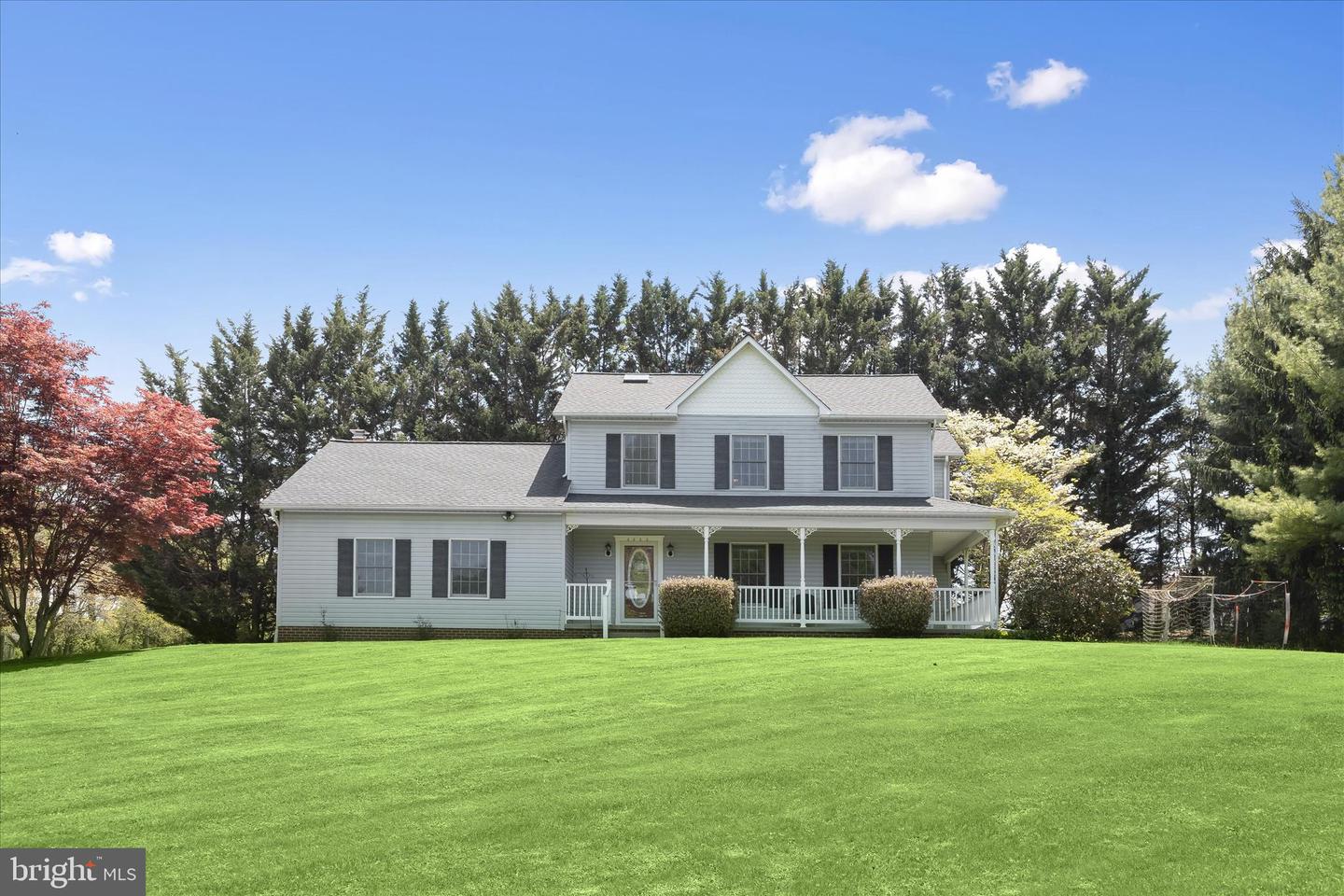 3325 Maple Grove Road, Manchester