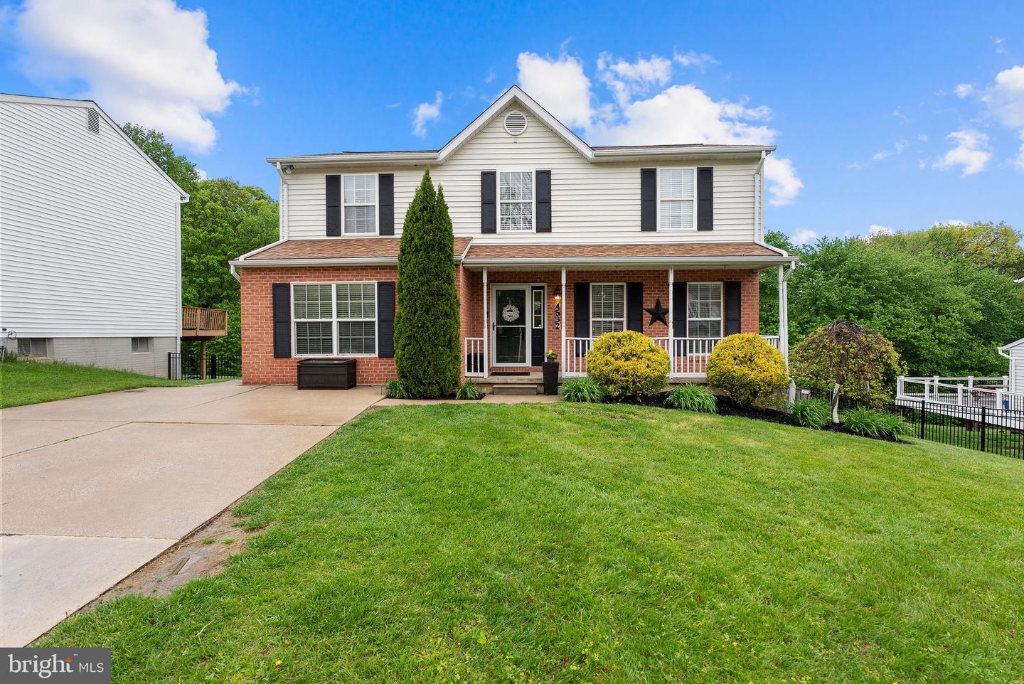 4532 Whetstone Court, Hampstead
