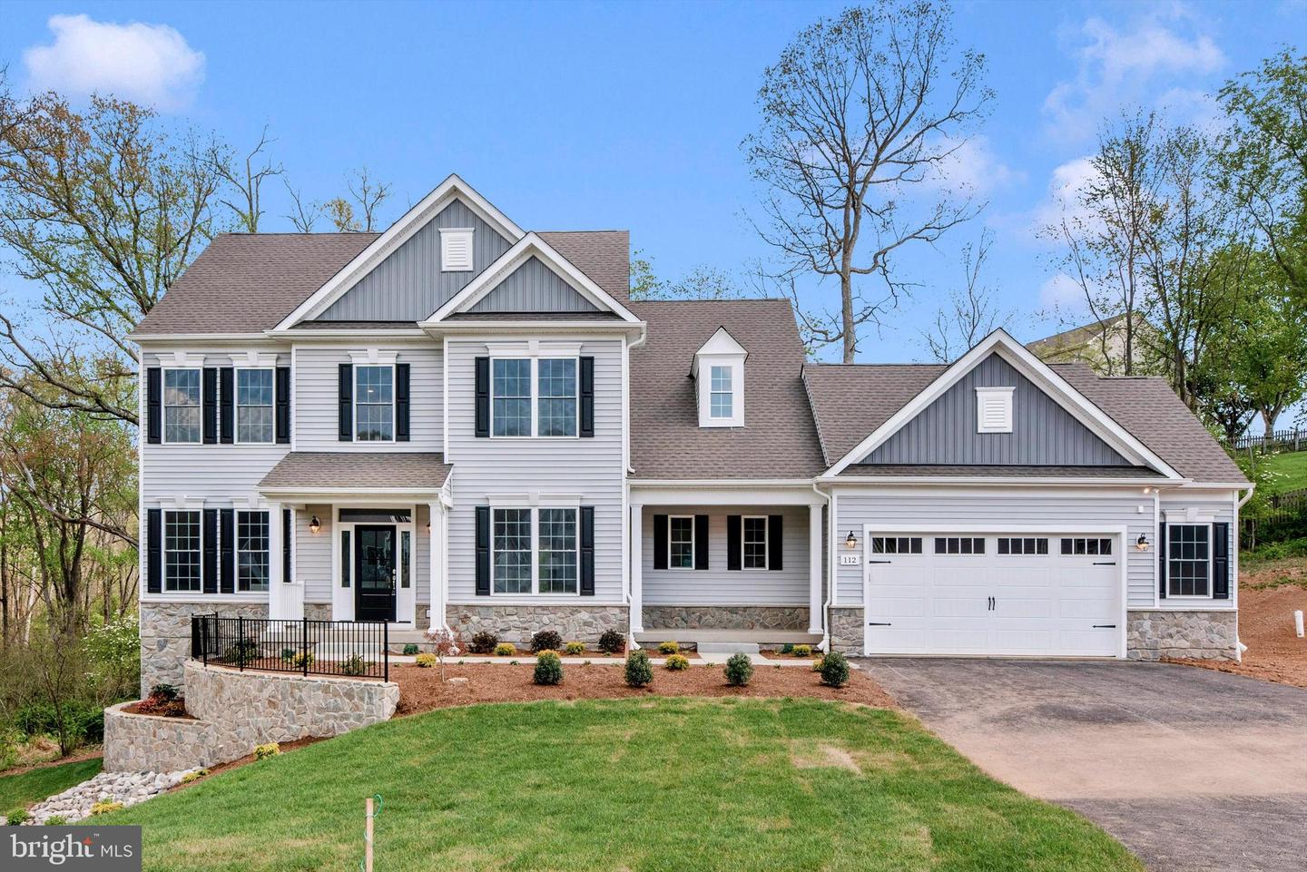 112 Whirlaway Court