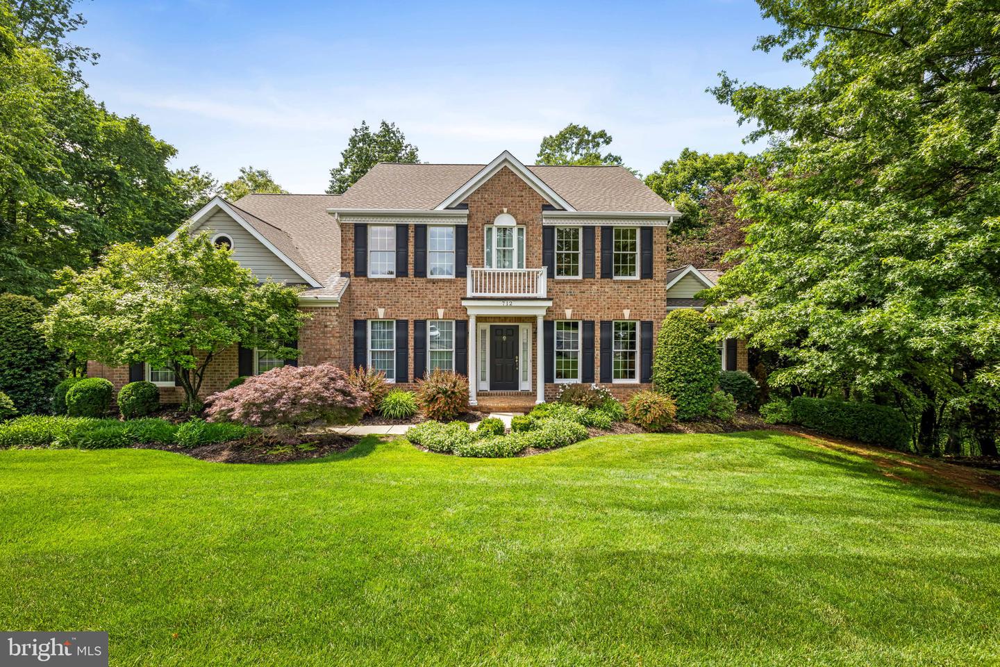 712 Lythe Hill Ct