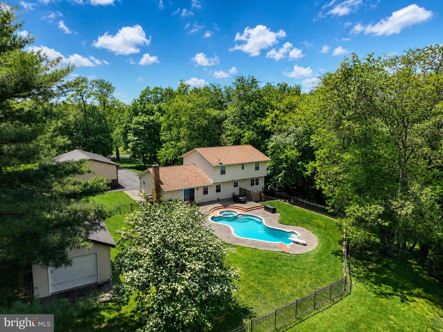 7222 Patton Drive, Woodbine