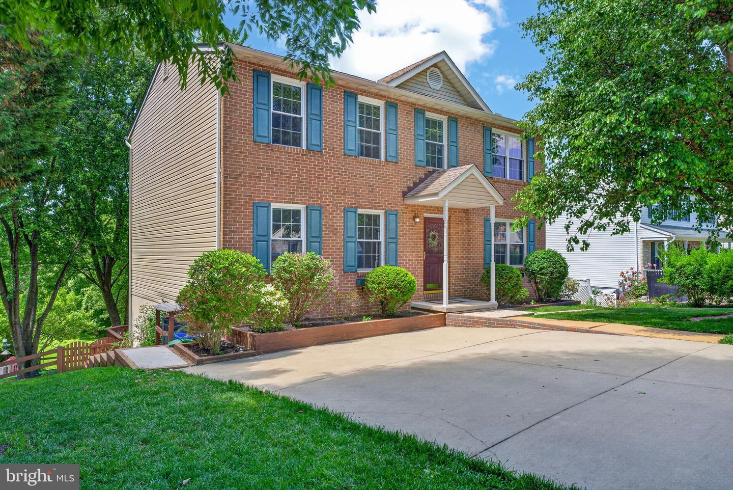 3845 Dakota Road, Hampstead