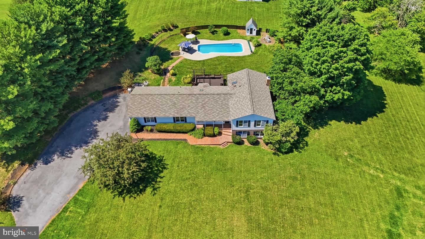 3814 Boteler Road