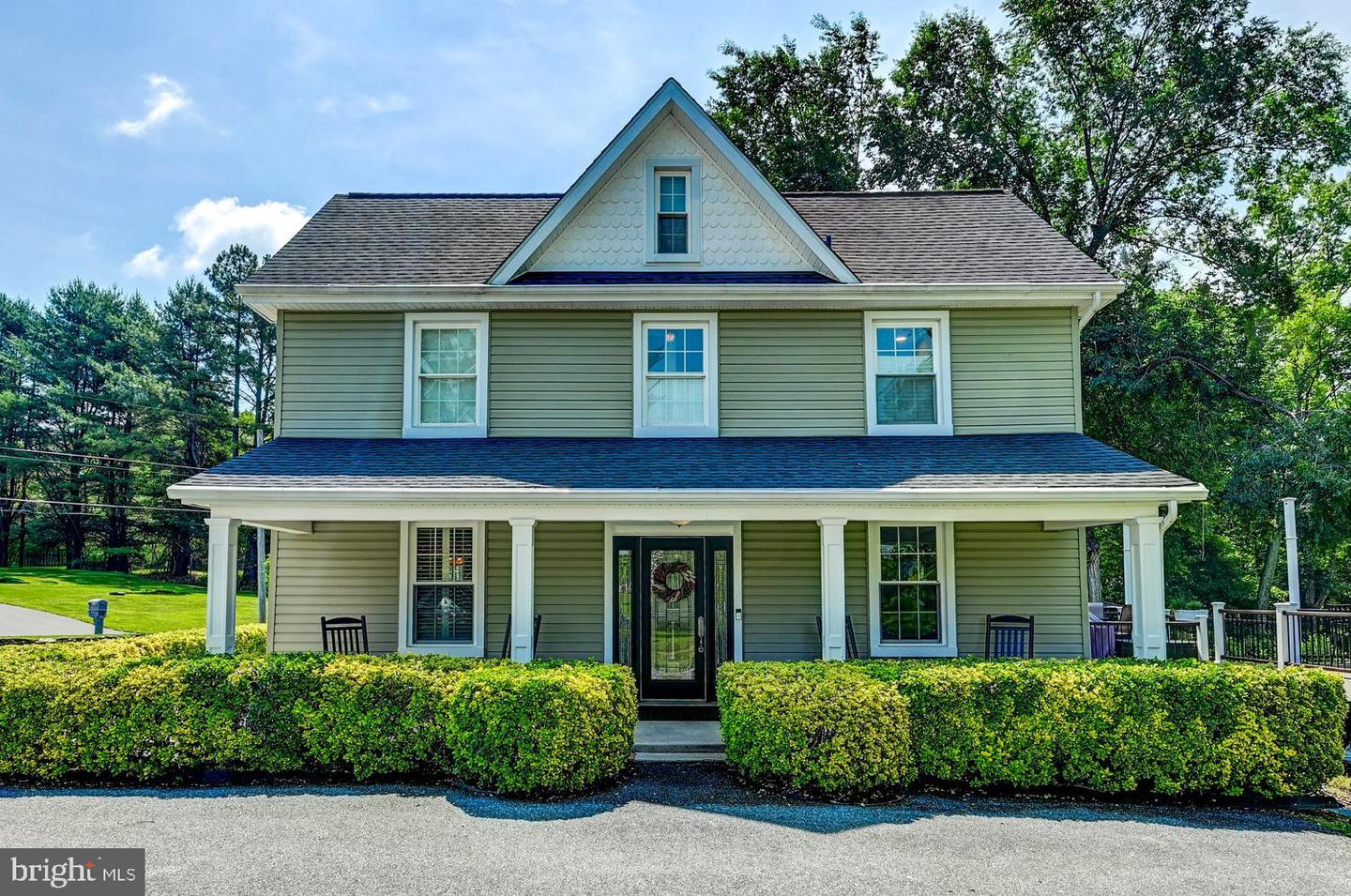 2546 Hollingsworth Road