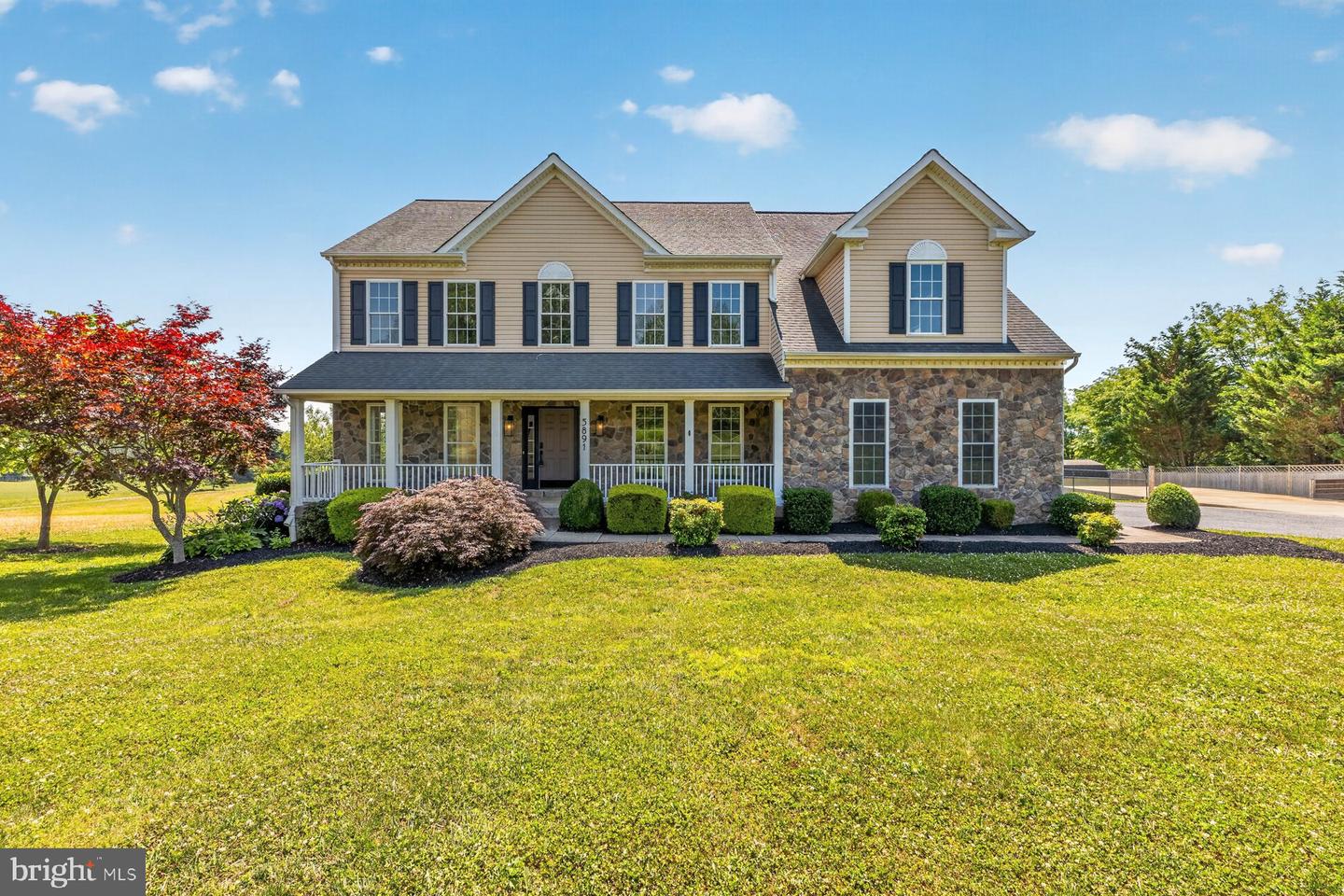5891 Woodbine Road