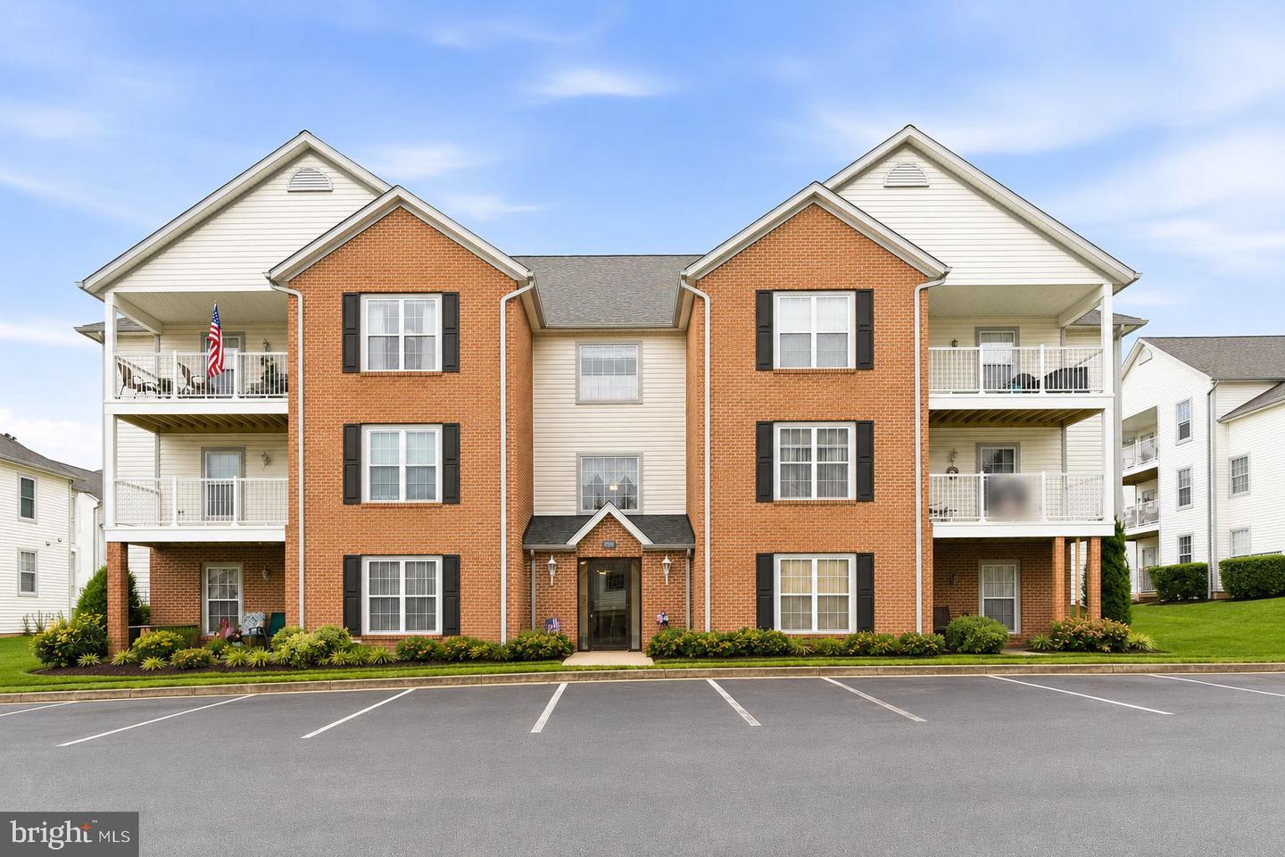 2031 Rudy Serra Drive #2d