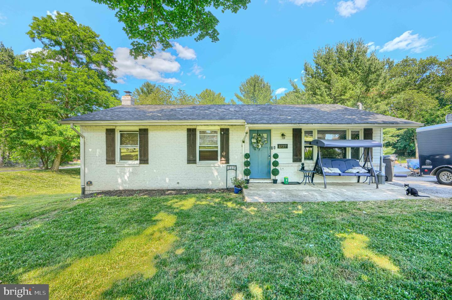 1727 Indian Ct