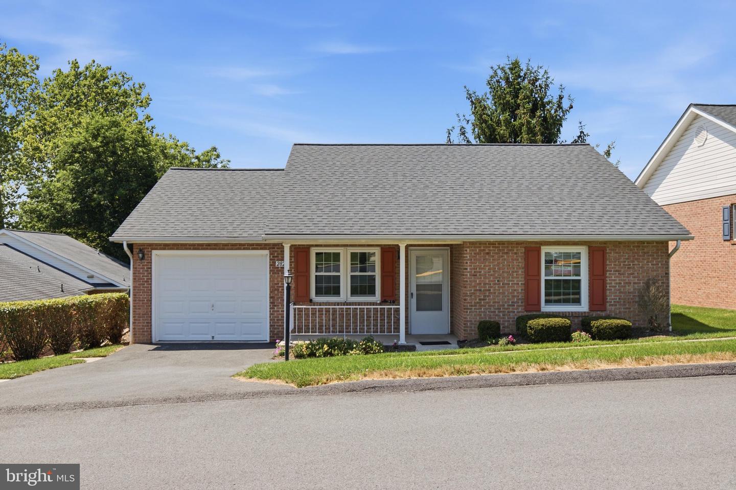 2820 Carlisle Drive #15