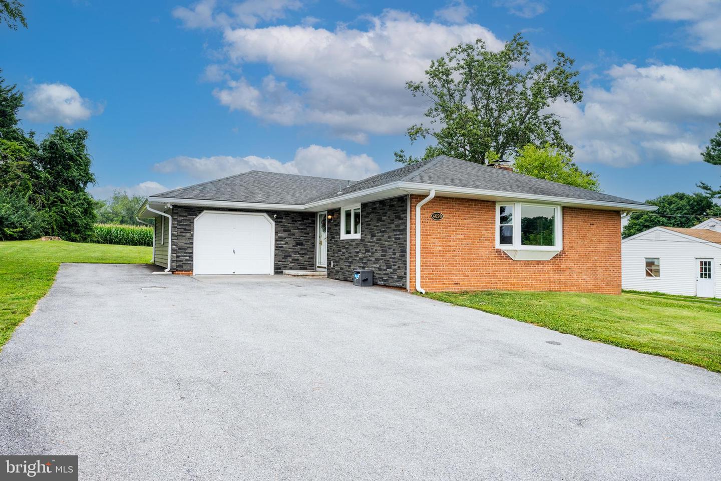 4090 Boteler Road