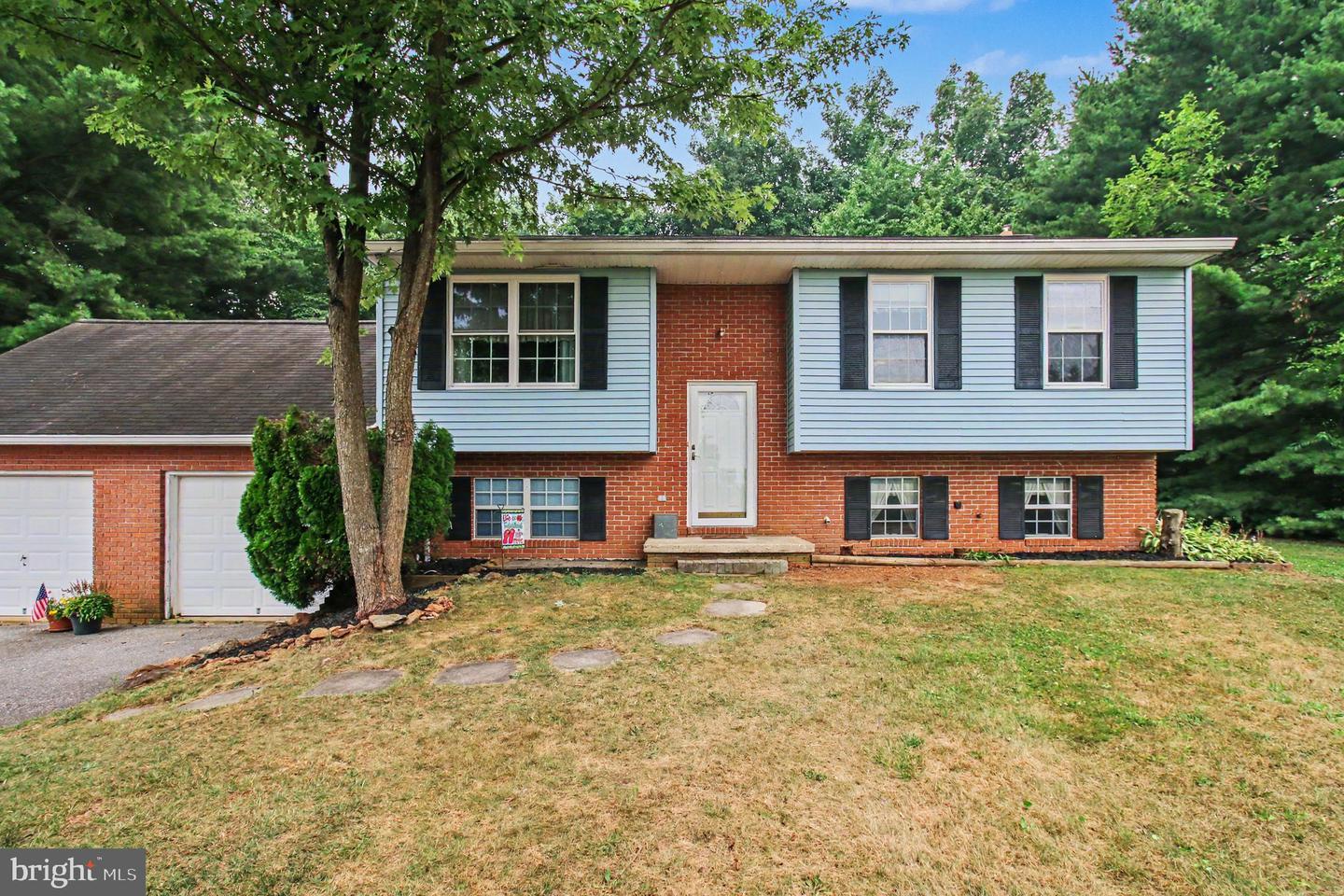 2564 Mindi Drive