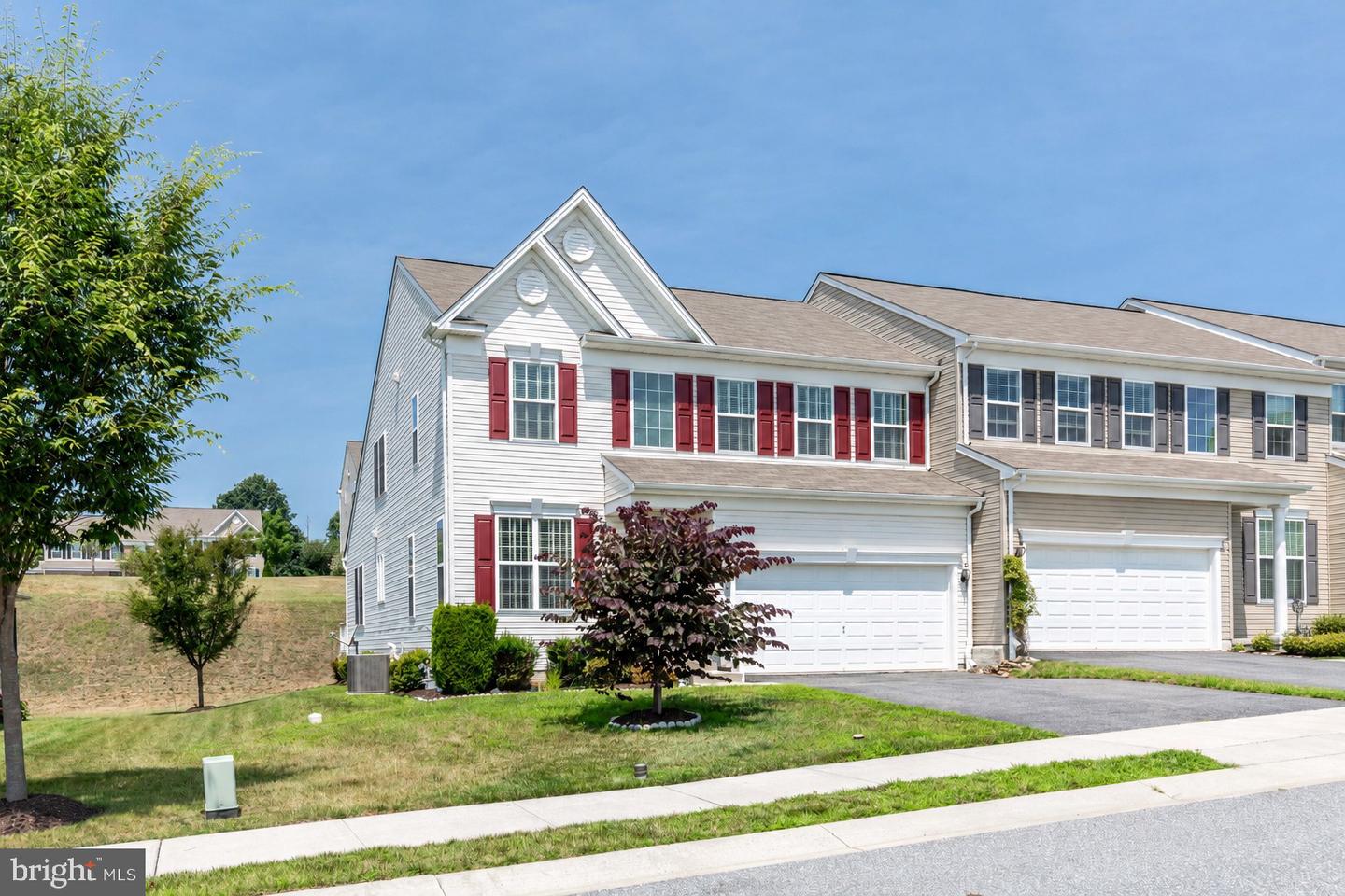 186 Greenvale Mews Drive #11