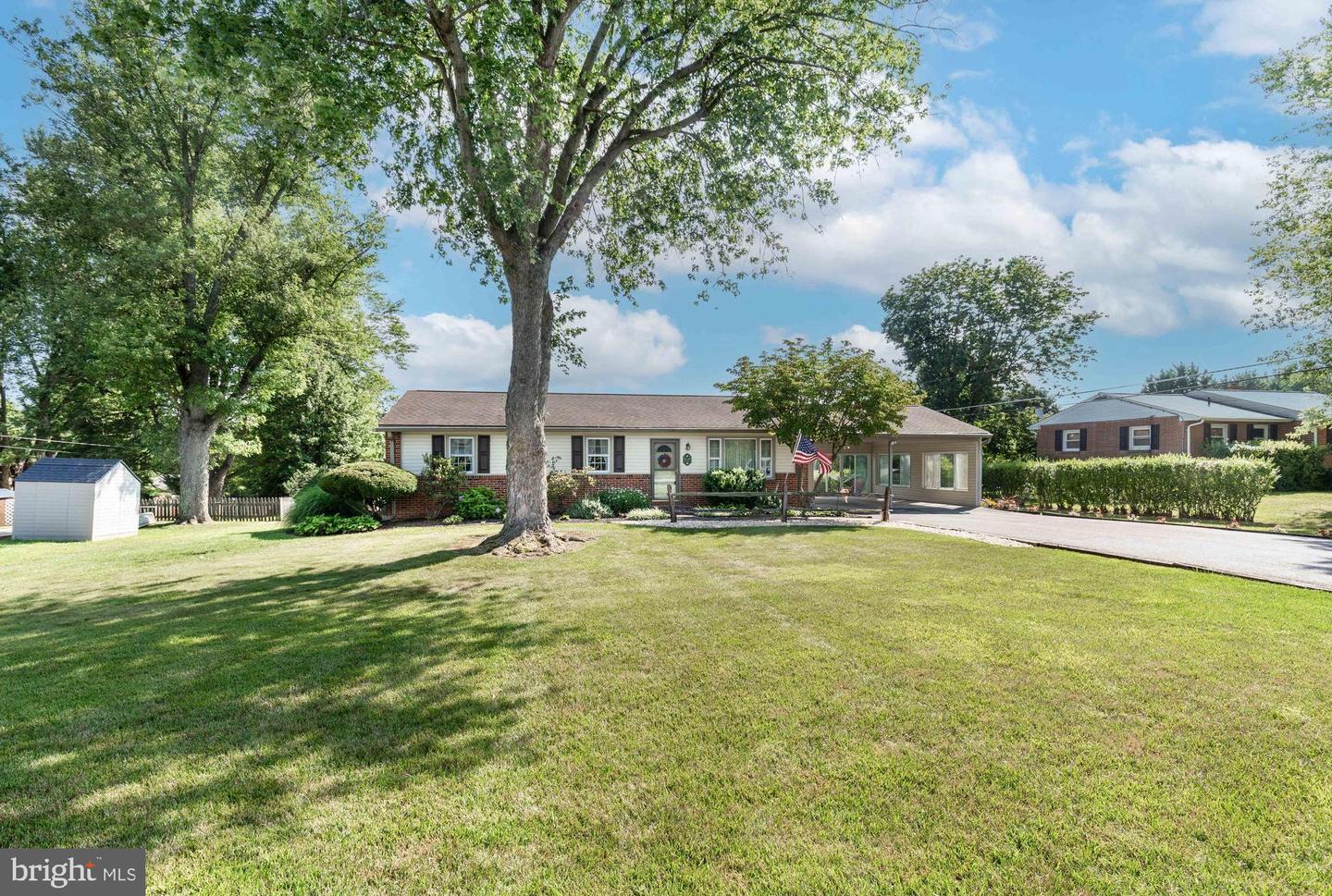 1648 Deer Park Road