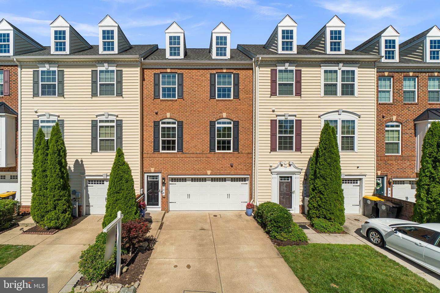 938 Magnolia Blossom Court