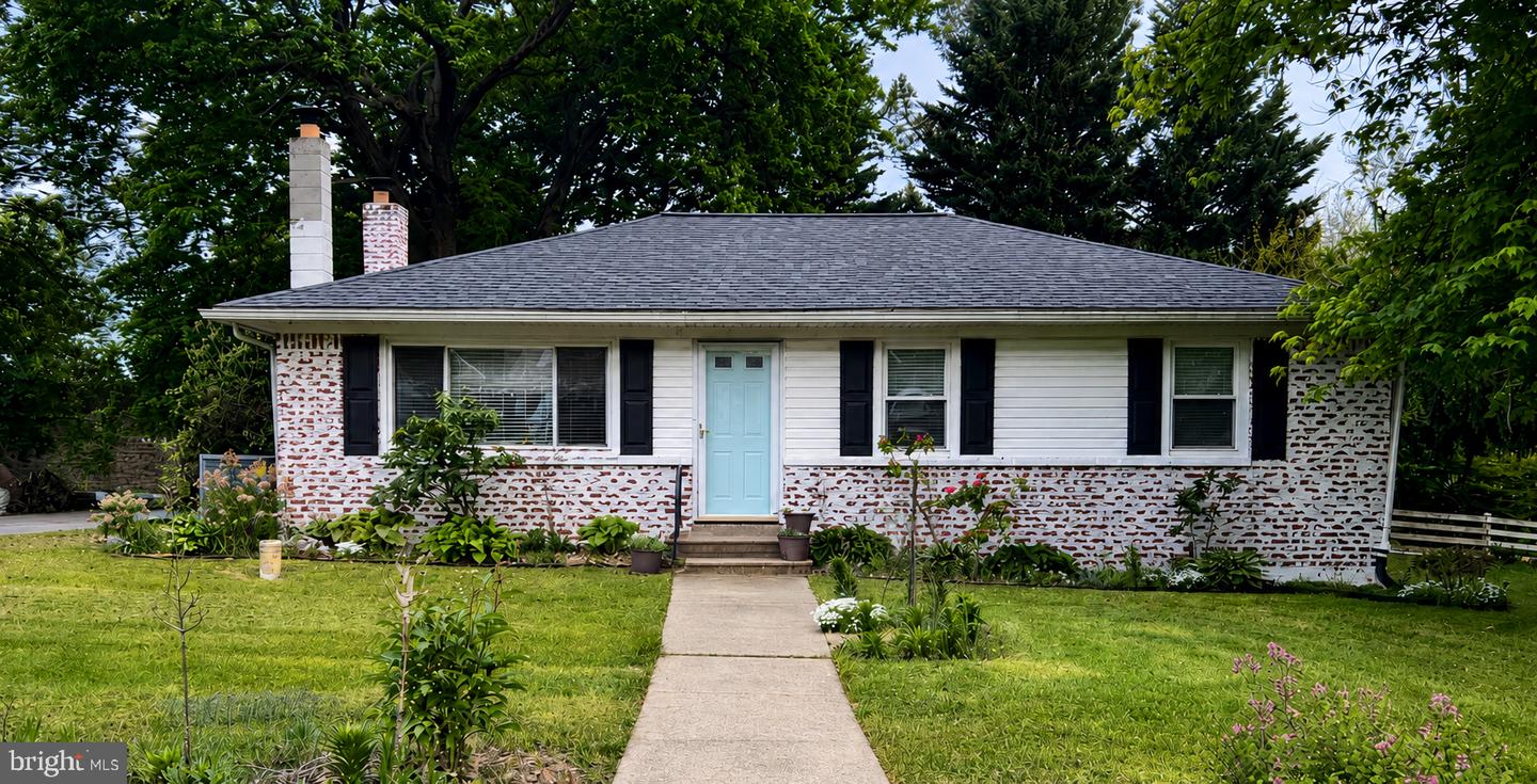 1719 Yorkland Road