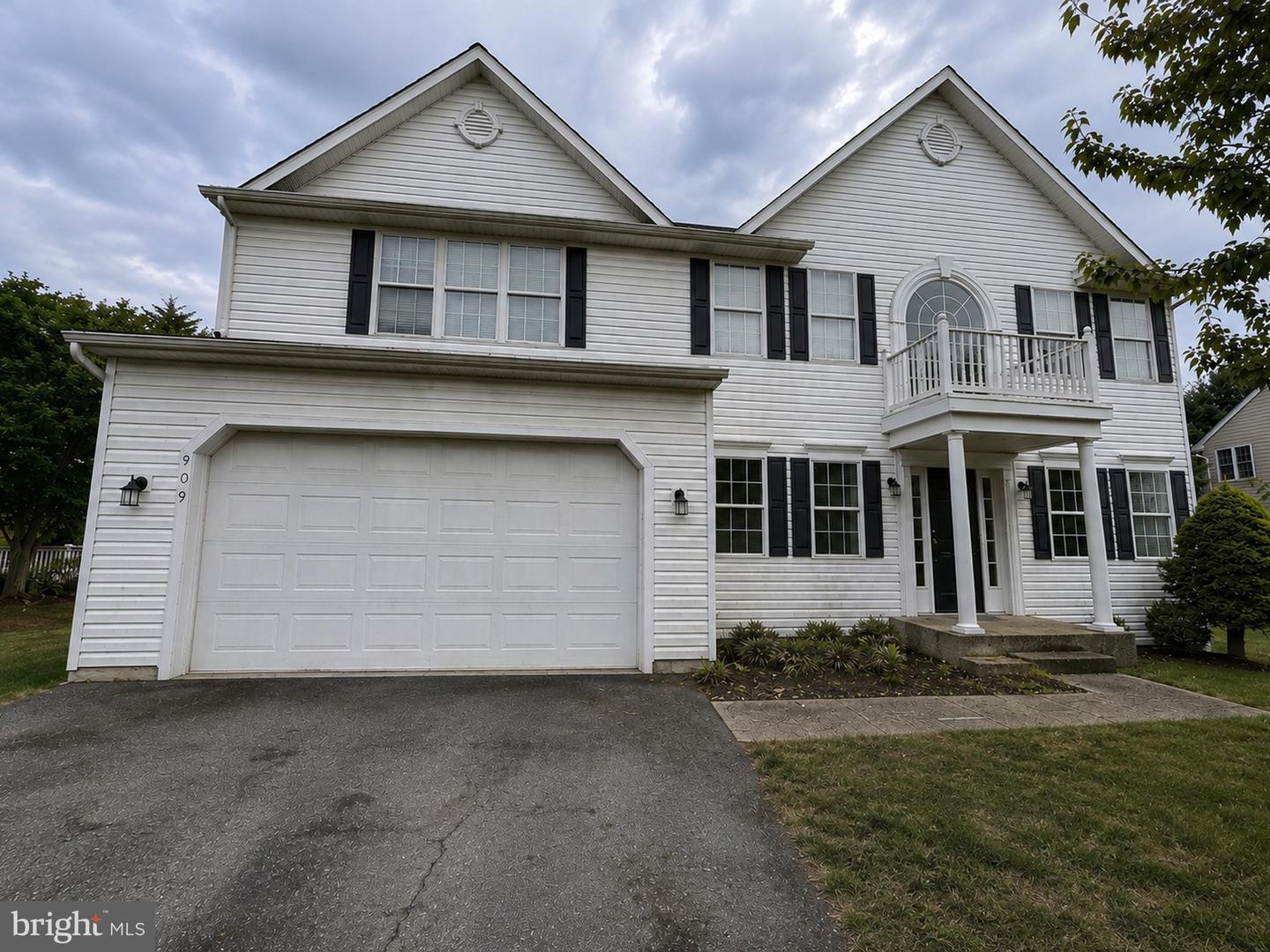 909 Bridlewreath Way